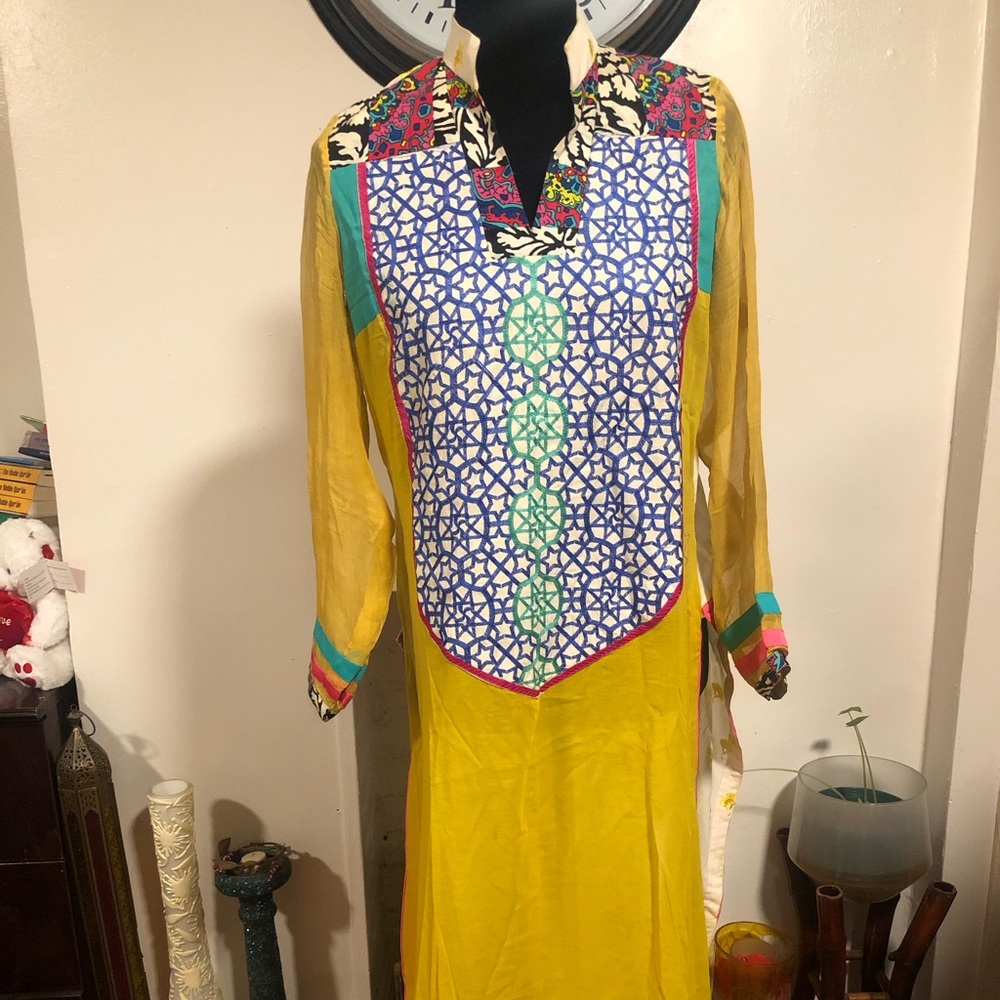 akistani lawn suit one time worn